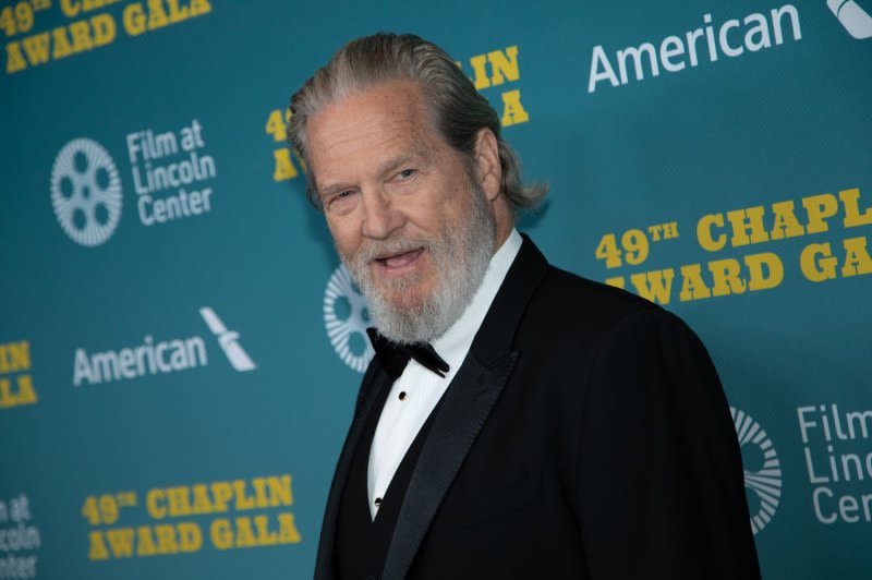 Jeff Bridges honored at Chaplin Award gala