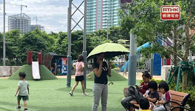 澳門海陸交通逐步暫停 有港人趕尾班船回程 - RTHK