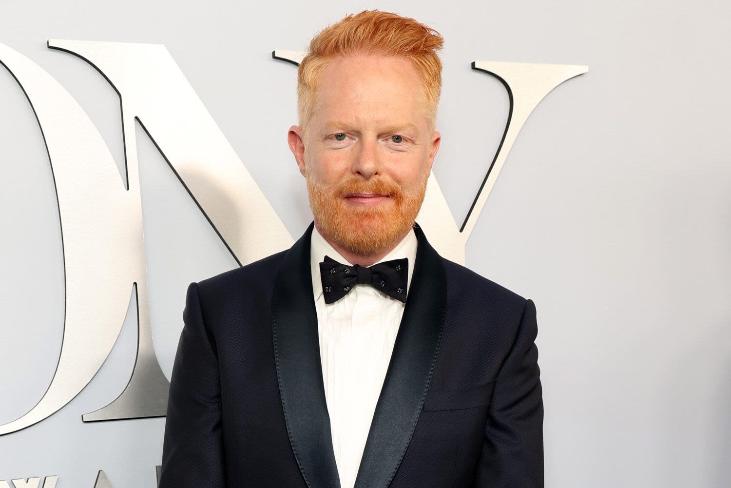 Jesse Tyler Ferguson Explains How Playing a Gay Character on 'Modern Family' Created a 'Coat of Armor' in Real Life