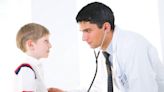 Preparándose usted y su hijo para una cita con el médico