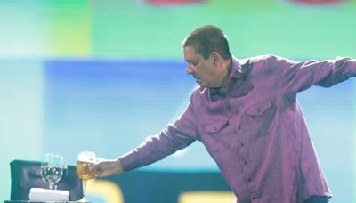 Zeca Pagodinho comanda show morno de samba em dia confuso no Rock in Rio