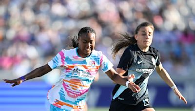 'Magic' goal helps Wave forge tie with defending NWSL champions