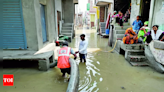 Delhi Floods: Residents Struggle as Munak Canal Breach Causes Chaos | Delhi News - Times of India