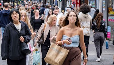 Plans to ban traffic on Oxford Street announced