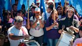 Los jóvenes argentinos votan con enojo, miedo y desencanto con la vieja política