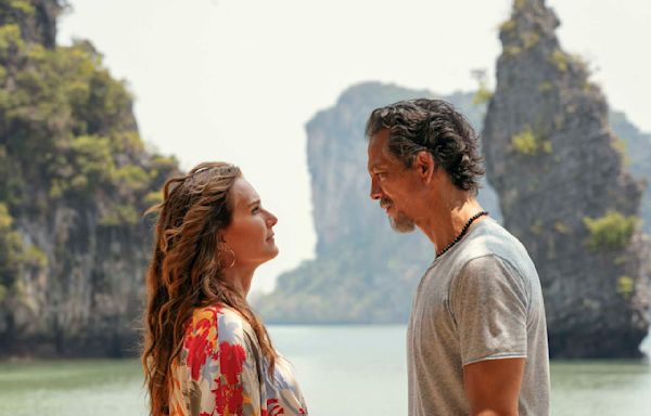 Movie Review: Brooke Shields and Benjamin Bratt deserve more than Netflix's ‘Mother of the Bride’