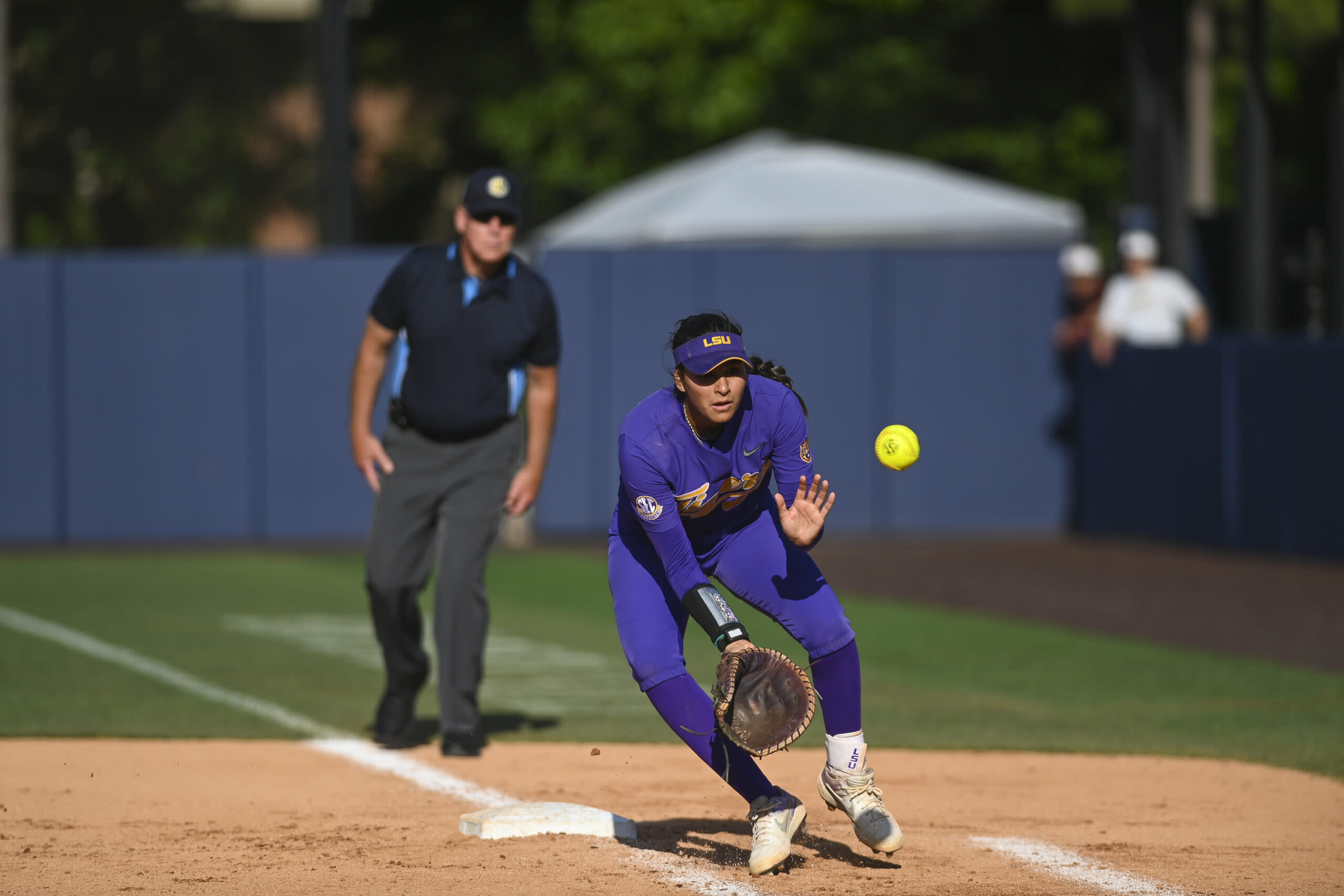 LSU softball falls to Missouri on extra-innings walk-off in SEC tournament semifinals