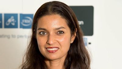 Author Jhumpa Lahiri rejects award over museum's dress code, citing Palestine solidarity