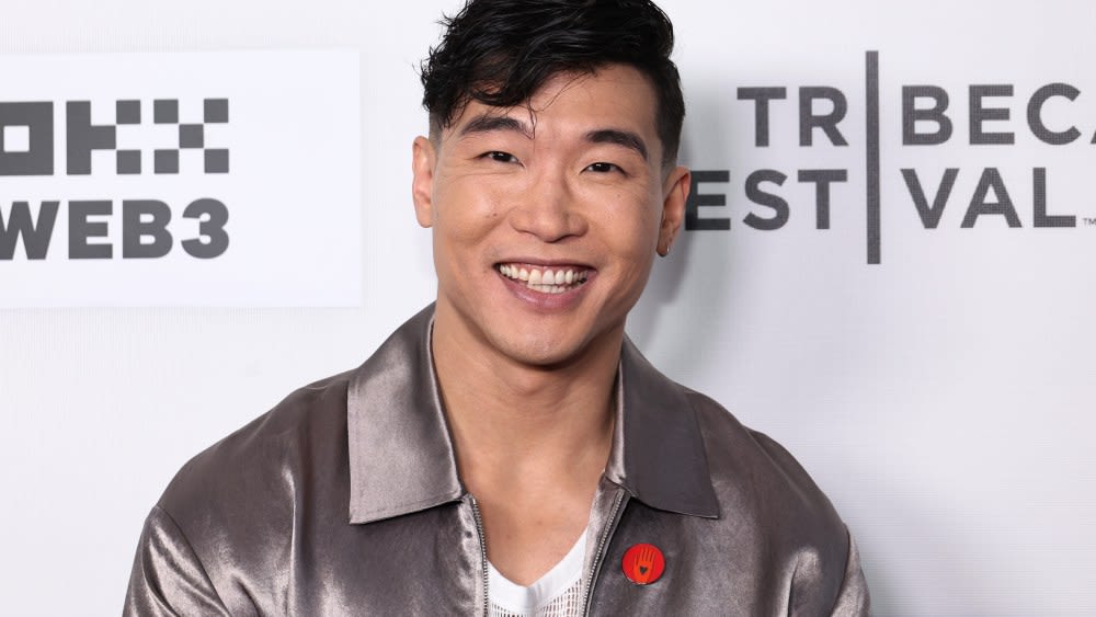 Joel Kim Booster Tapped to Host ‘Bad Dates’ Podcast From SmartLess: Actor Says He’s a ‘Survivor of a Lifetime of Bad Dates’