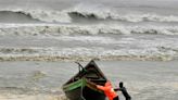 Cyclone hits Bangladesh as nearly a million flee inland for shelter