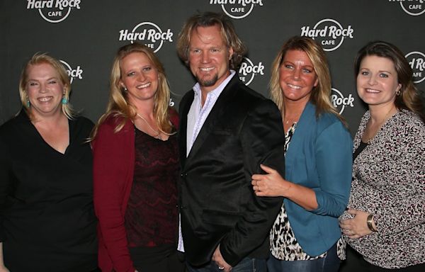 Sister Wives' Kody and Robyn Brown 'Drifted Apart' After His 3 Splits