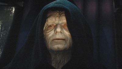 Star Wars' Emperor Palpatine Had A Surprisingly Casual Outfit On Under His Robes - SlashFilm
