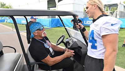 Hulk Hogan attends Lions practice, 'would love to see' WrestleMania return to Detroit