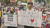 各地高中生走上青島東路 「不是自己想見的未來」憂國會濫權