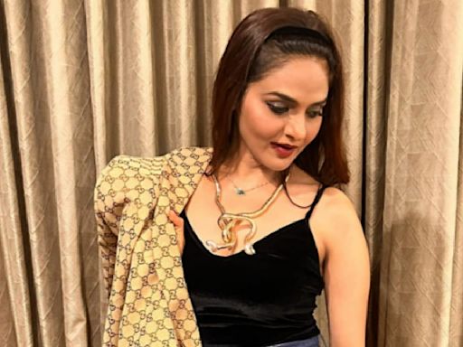 Mani Ratnam's Iruvar fame Madhoo Shah recalls how actresses then struggled with facilities of washroom, vanity vans; says would nap on the rocks