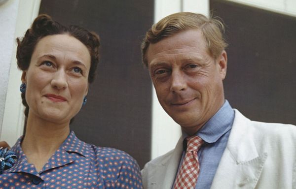 Wallis Simpson and Edward VIII rumoured to be behind 'inside job' jewel theft