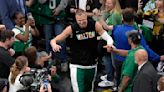 Celtics pay tribute to 1986 champion Bill Walton before Game 1 of the NBA Finals against Dallas