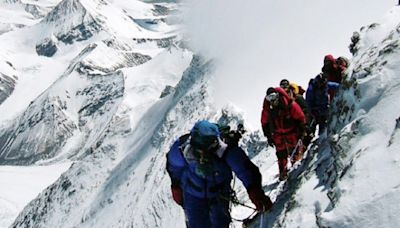 Two foreign mountaineers rescued after 3 days at 6K metres on U'khand peak