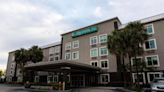 Cutler Bay hotel is closer to becoming apartments for the homeless after county vote