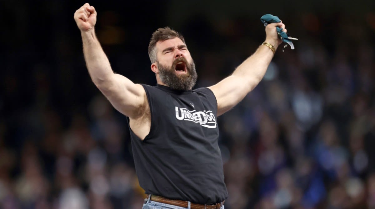 Jason Kelce Reveals Just How Much Weight He's Dropped Since Retirement