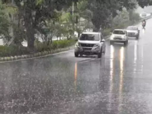 Tamil Nadu Weather Alert: Chennai, 6 Other Districts To Get Rains Today Evening