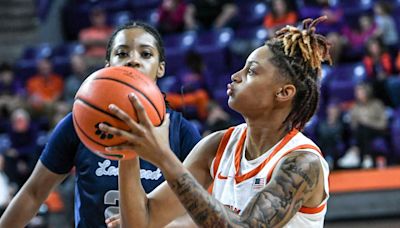 Clemson guard Ruby Whitehorn commits to Lady Vols, coach Kim Caldwell out of transfer portal