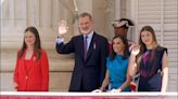 La reina Letizia triunfa en el X aniversario de la proclamación de Felipe VI con su espectacular conjunto "azul Oviedo"