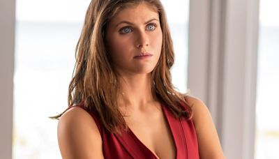 Alexandra Daddario’s Going All In On Black Bikini Summer By Wearing The Look To The Gym Too