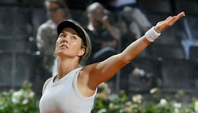 Danielle Collins keeps on winning even with retirement looming. She's in the Italian Open semifinals