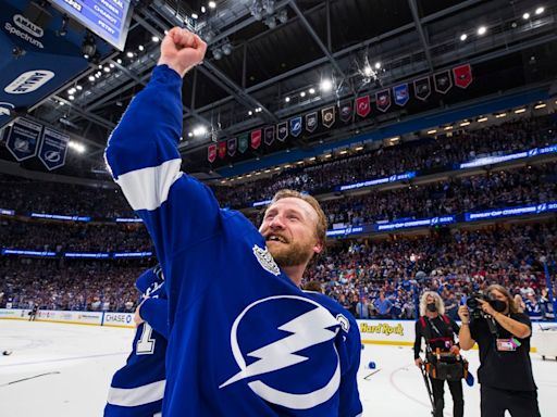 Steven Stamkos pens emotional goodbye to Tampa Bay: 'I'd be lying if I said it wasn't heartbreaking'