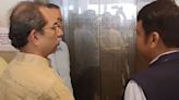 Uddhav, Fadnavis chat while waiting for lift, spark speculation