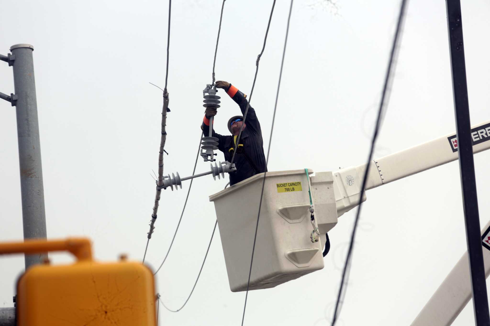 Texas launches new investigation into Houston's power utility following deadly outages after Beryl