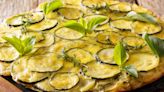 "C'est de loin ma tarte préférée de l'été" : la recette de la tarte fine aux courgettes et à la ricotta