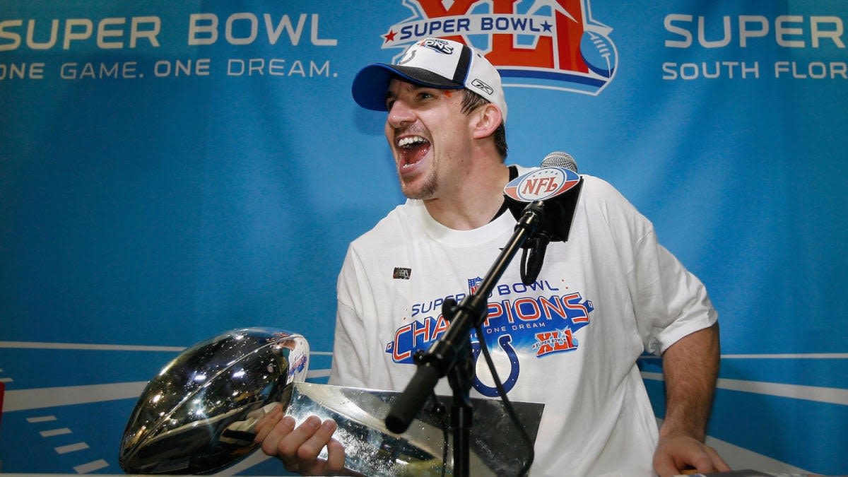 Colts to induct tight end Dallas Clark into the franchise's Ring of Honor