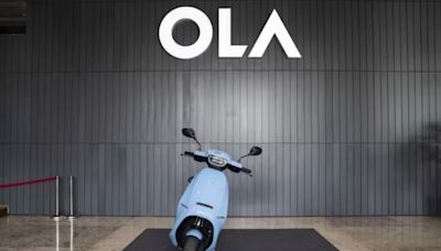 Ola Electric shares down 4% to slip below Rs 100 mark; should you 'capitalise' on this dip?