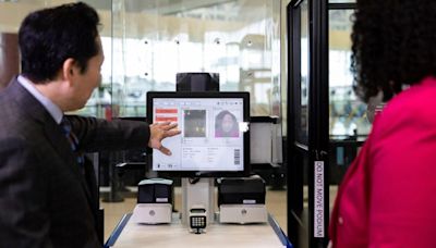 Senators Want TSA to Pump the Brakes on Facial Recognition at Airports