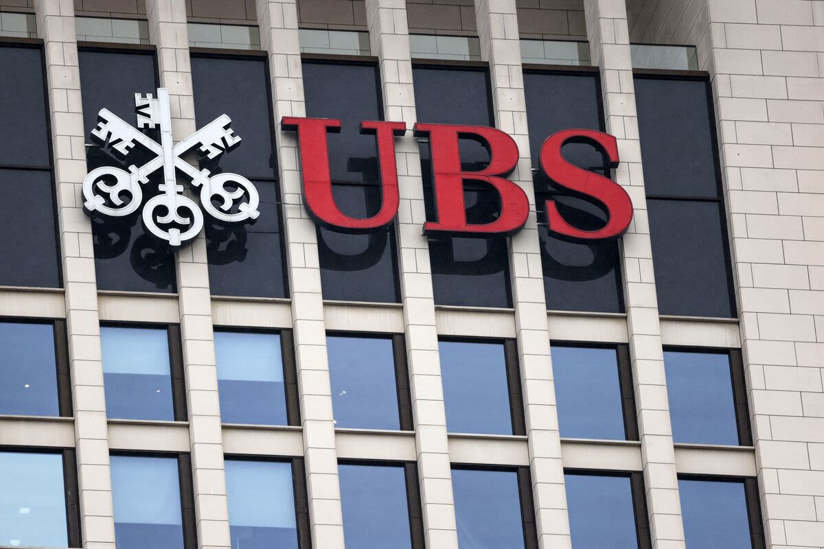 UBS Cuts 35 Employees at Latin American Wealth-Management Unit