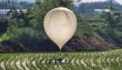 La guerra de la basura: Corea del Norte lanza cientos de globos con desechos y porquerías a su vecino del Sur