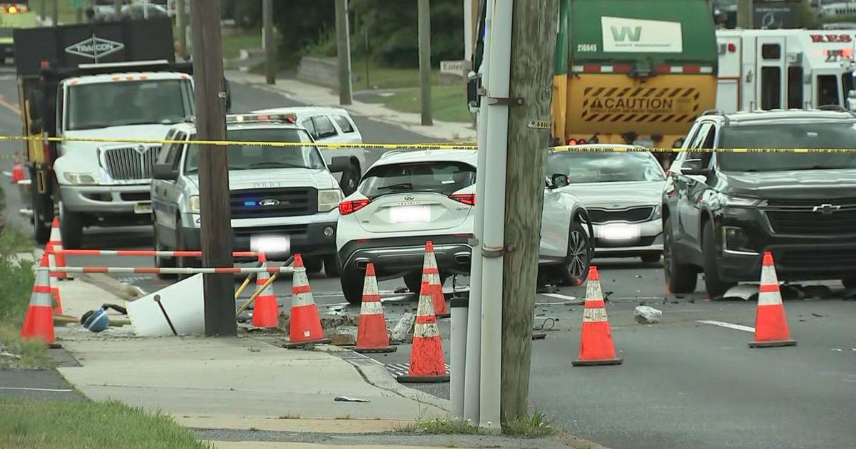 White Horse Pike shut down in Magnolia, New Jersey after crash injures multiple utility workers