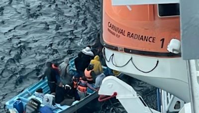 Rescató Carnival Radiance 25 personas en lancha a la deriva en Ensenada