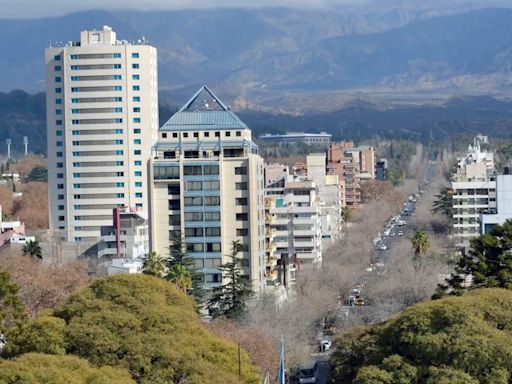 Vuelve el sol: tras una mañana fría, así estará el tiempo este lunes en Mendoza | Sociedad