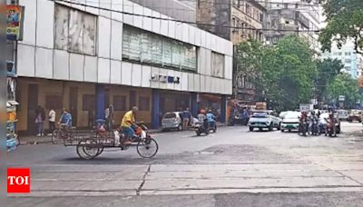 Metro completes last East-West cross-passage in subsidence zone | Kolkata News - Times of India