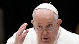En su tradicional discurso navideño a la curia, el papa Francisco pidió no ”laberintear” en la mediocridad y rigidez