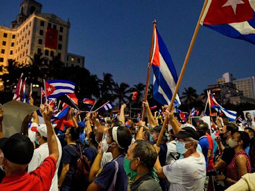 Pidiendo libertad recuerdan el tercer aniversario de las protestas del 11 de Julio en Cuba