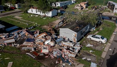 At least 3 tornadoes confirmed in Michigan, 1 man killed in Tennessee as storms cross US