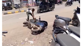 MP: Frustrated With Poor Service, 22-Year-Old Smashes Ola E-Bike With Hammer Outside Showroom; Video Goes Viral