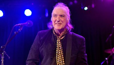 Dave Davies Talks Rock Hall Trophy eBay Listing: ‘I Was Shocked’