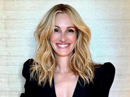 Julia Roberts Switched Her Signature Red Hair to Bright Blonde