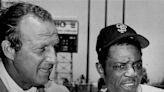 Today in Sports History: Willie Mays gets career hit number 3,000