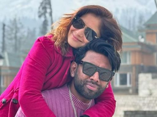 Arti Singh, Dipak Chauhan Register Their Marriage. Picture Inside - News18